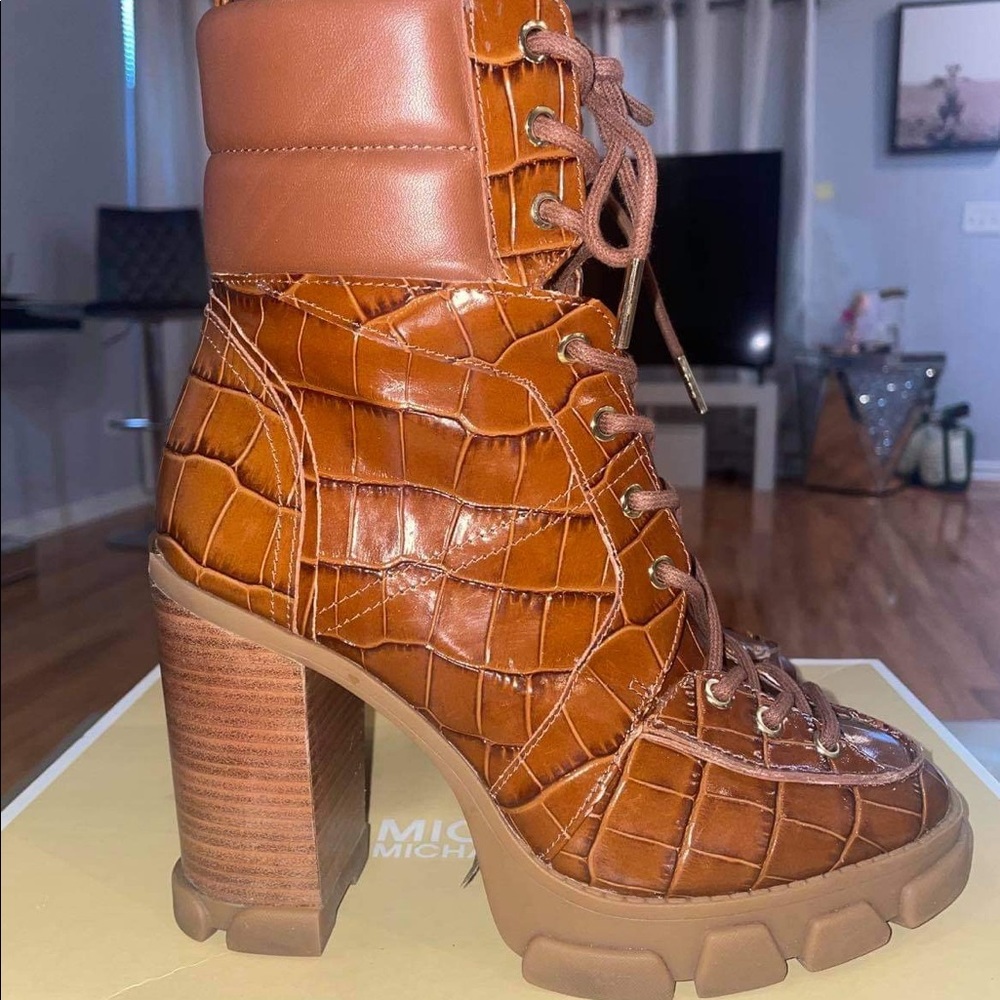 ael Kors Ridley croc Leather Boots